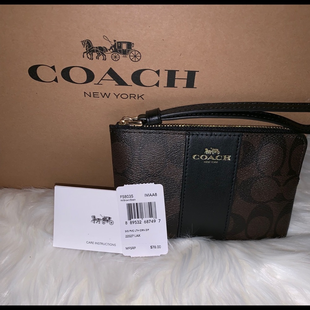 NWT Authentic COACH Brown Signature Wristlet